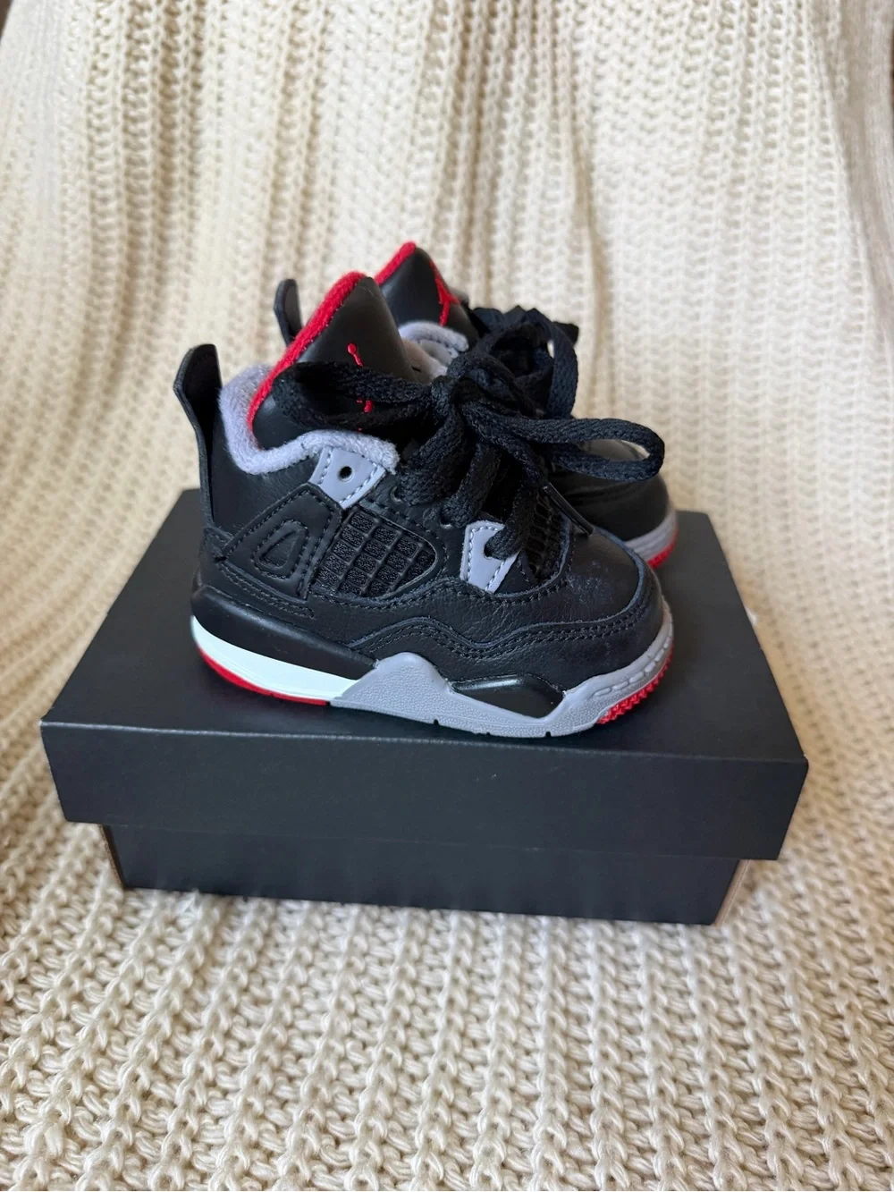 Toddler Air Jordan Kids Black/Red Retro Sneaker